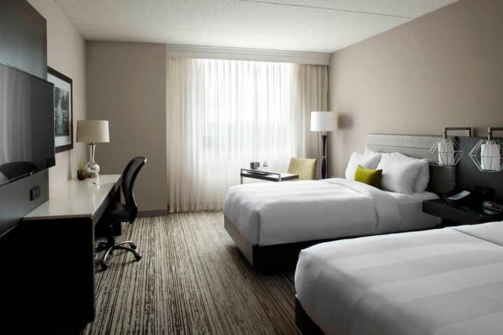 Room 8 of 42